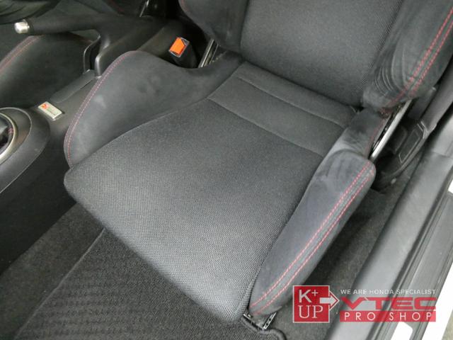 インテグラ タイプＲ　後期最終型　黒内装　禁煙車　社外ナビ２０２５年地図　ＴＶ　Ｂｌｕｅｔｏｏｔｈ接続可　ＥＴＣ２．０　ドラレコ　電動格納ミラー　キーレス（44枚目）
