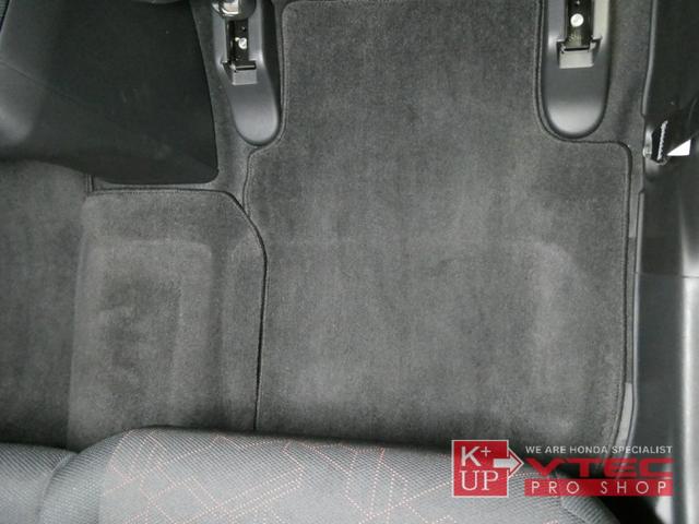 フィット RS 6MT 無限Fグリル・Fスポイラー・Rアンダー 純正ナビ バックカメラ ETC TV Bluetooth接続可 TEIN車高調・EDFC CTBA(29枚目)