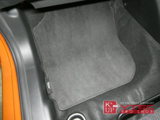 フィット RS 6MT 無限Fグリル・Fスポイラー・Rアンダー 純正ナビ バックカメラ ETC TV Bluetooth接続可 TEIN車高調・EDFC CTBA(37枚目)