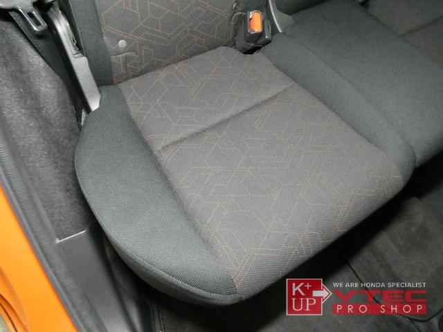 フィット RS 6MT 無限Fグリル・Fスポイラー・Rアンダー 純正ナビ バックカメラ ETC TV Bluetooth接続可 TEIN車高調・EDFC CTBA(46枚目)