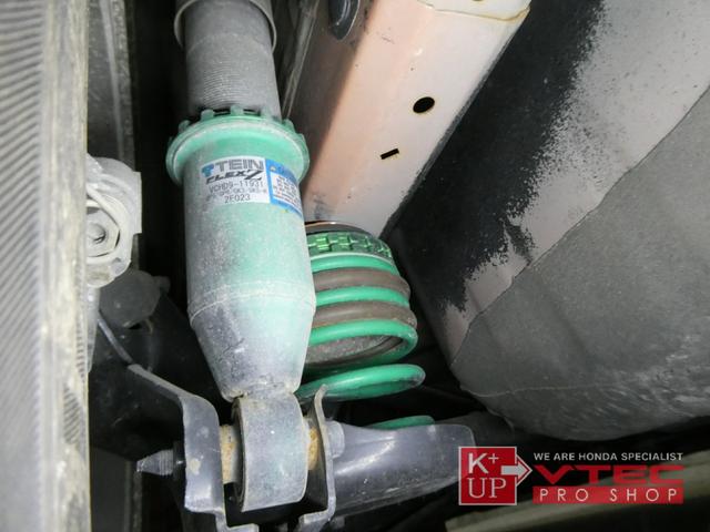 フィット RS 6MT 無限Fグリル・Fスポイラー・Rアンダー 純正ナビ バックカメラ ETC TV Bluetooth接続可 TEIN車高調・EDFC CTBA(48枚目)