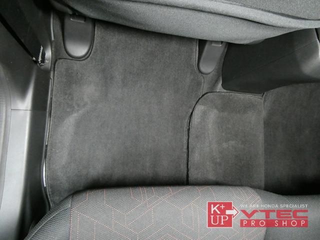 フィット RS 6MT 無限Fグリル・Fスポイラー・Rアンダー 純正ナビ バックカメラ ETC TV Bluetooth接続可 TEIN車高調・EDFC CTBA(69枚目)