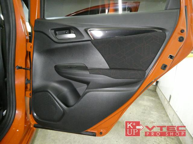 フィット RS 6MT 無限Fグリル・Fスポイラー・Rアンダー 純正ナビ バックカメラ ETC TV Bluetooth接続可 TEIN車高調・EDFC CTBA(75枚目)