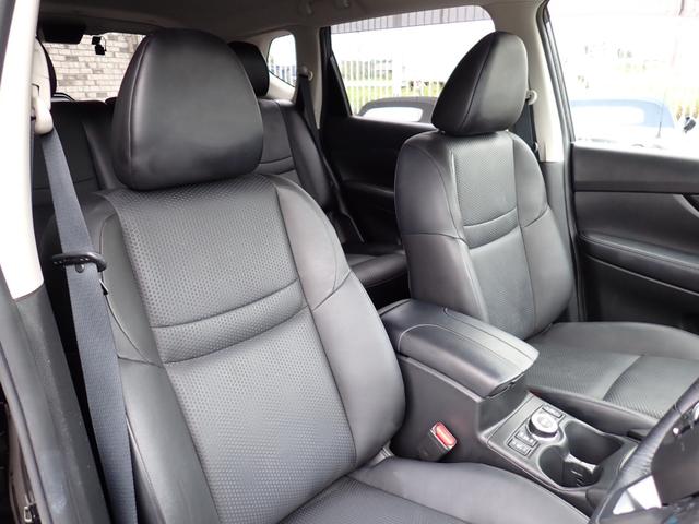 エクストレイル ２０Ｘｉ　後期型　純正９インチメモリーナビ　フルセグＴＶ　Ｂｌｕｅｔｏｏｔｈ　Ｂカメラ　エマージェンシーブレーキ　インテリキー　オートＡＣ　シートヒーター　プロパイロット　ＬＥＤライト　フォグ　純正ＡＷ（12枚目）