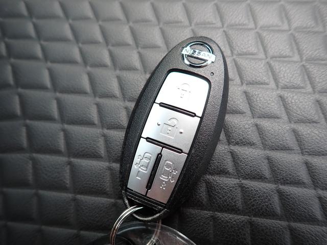 セレナ ＸＶ　後期型　純正１０インチナビＴＶ　Ｂｌｕｅｔｏｏｔｈ　全方位カメラ　両側自動ドア　ＥＴＣ　プロパイロット　コーナーセンサー　防水シート　シートヒーター　ＬＥＤライト　純正アルミ（24枚目）