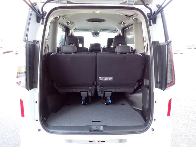 セレナ ｅ－パワー　ハイウェイスターＶ　現行型　純正１２．３インチメモリーナビ　フルセグＴＶ　Ｂｌｕｅｔｏｏｔｈ　Ｂカメラ　ＥＴＣ　両側自動ドア　インテリキー　プロパイロット　スマートルームミラー　パーキングソナー　ＬＥＤライト　純正アルミ（15枚目）