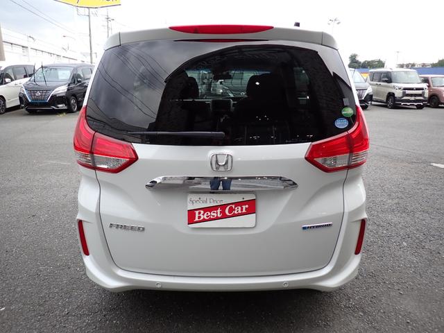 フリードハイブリッド ハイブリッド・Ｇホンダセンシング　後期型　純正９インチメモリーナビ　フルセグＴＶ　Ｂｌｕｅｔｏｏｔｈ　ＥＴＣ　両側自動ドア　スマートキー　オートＡＣ　クルコン　ホンダセンシング　ＬＥＤライト　純正アルミ　６人乗り（4枚目）