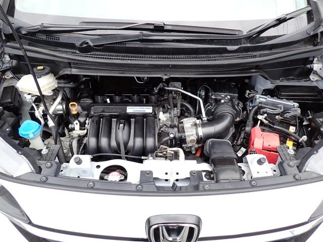 フリードハイブリッド ハイブリッド・Ｇホンダセンシング　後期型　純正９インチメモリーナビ　フルセグＴＶ　Ｂｌｕｅｔｏｏｔｈ　ＥＴＣ　両側自動ドア　スマートキー　オートＡＣ　クルコン　ホンダセンシング　ＬＥＤライト　純正アルミ　６人乗り（11枚目）