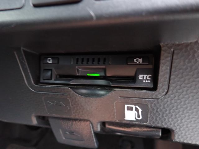ルーミー カスタムＧ　後期型　純正メモリーナビＴＶ　Ｂｌｕｅｔｏｏｔｈ　Ｂカメラ　ＥＴＣ　両側自動ドア　スマートキー　オートＡＣ　クルコン　シートヒーター　スマートアシストＩＩＩ　ＬＥＤライト　フォグ　純正ＡＷ（19枚目）