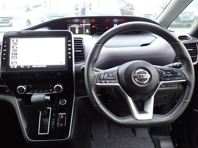 セレナ ハイウェイスターＶ　後期型　純正１０型ナビＴＶ　プロパイロット　Ｂｌｕｅｔｏｏｔｈ　Ｂカメラ　ＥＴＣ　両側自動ドア　インテリキー　コーナーセンサー　インテリジェントルームミラー　ＬＥＤライト　純正アルミ（13枚目）