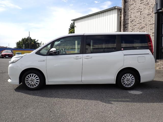 ノア ハイブリッドG 社外ナビTV Bluetooth ETC 両側自動ドア スマートキー オートAC シートヒーター トヨタセーフティーセンス LEDライト フォグ 純正アルミ 7人乗り(6枚目)