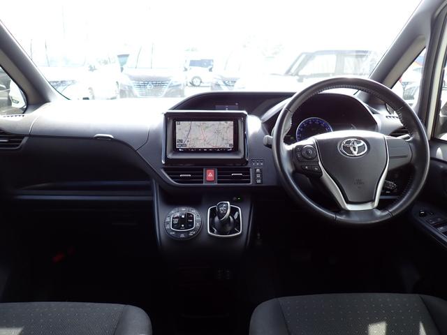 ノア ハイブリッドG 社外ナビTV Bluetooth ETC 両側自動ドア スマートキー オートAC シートヒーター トヨタセーフティーセンス LEDライト フォグ 純正アルミ 7人乗り(18枚目)