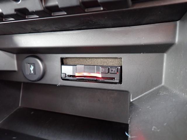 ソリオバンディット ハイブリッドＭＶ　純正ナビＴＶ　Ｂｌｕｅｔｏｏｔｈ　全方位カメラ　両側自動ドア　ＥＴＣ　スマートキー　オートＡＣ　クルコン　シートヒーター　ＤカメラＢサポート　ＬＥＤライト　フォグ　純正アルミ（19枚目）