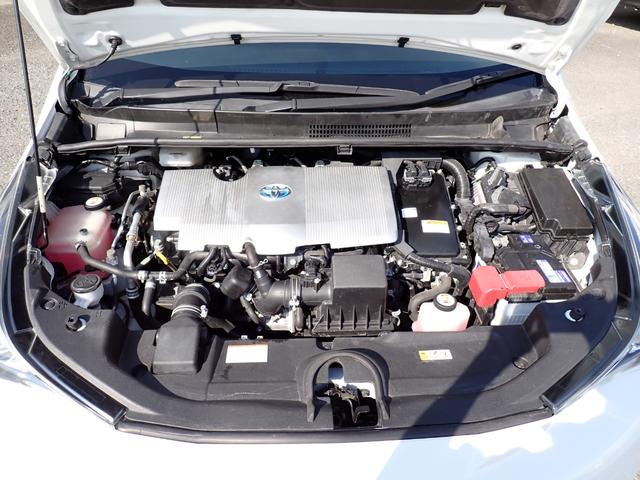 プリウス Ｓセーフティプラス　純正メモリーナビ　フルセグＴＶ　Ｂｌｕｅｔｏｏｔｈ　Ｂカメラ　ＥＴＣ　スマートキー　オートＡＣ　クルコン　トヨタセーフティーセンス　ＬＥＤライト　フォグ　純正ＡＷ（11枚目）