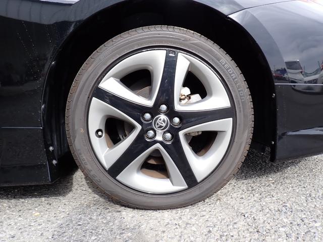 プリウス Ｓツーリングセレクション　後期型　フルエアロ　純正メモリーナビＴＶ　Ｂｌｕｅｔｏｏｔｈ　Ｂカメラ　ＥＴＣ　スマートキー　オートＡＣ　クルコン　トヨタセーフティーセンス　ＬＥＤライト　純正ＡＷ（9枚目）