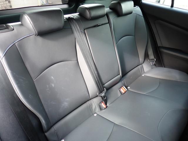 プリウス Ｓツーリングセレクション　後期型　フルエアロ　純正メモリーナビＴＶ　Ｂｌｕｅｔｏｏｔｈ　Ｂカメラ　ＥＴＣ　スマートキー　オートＡＣ　クルコン　トヨタセーフティーセンス　ＬＥＤライト　純正ＡＷ（14枚目）