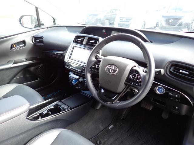 プリウス Aツーリングセレクション 後期型 モデリスタフルエアロ 純正メモリーナビTV Bluetooth Bカメラ スマートキー クルコン トヨタセーフティーセンス レザーシート シートヒーター LEDライト 純正AW(15枚目)