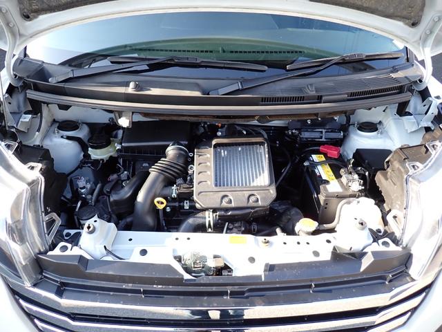 ルーミー カスタムG-T 後期型 純正メモリーナビTV Bluetooth 全方位カメラ 両側自動ドア スマートキー オートAC クルコン シートヒーター スマートアシストIII LEDライト フォグ 純正AW(11枚目)