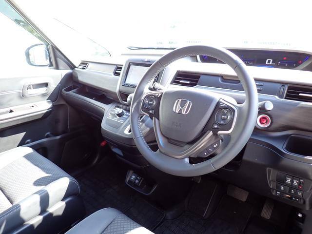 フリード G・ホンダセンシング 後期型 メモリーナビ Bluetooth ETC 両側自動ドア ホンダセンシング Sパッケージ スマートキー オートAC クルコン LEDライト 純正アルミ 7人乗り(11枚目)