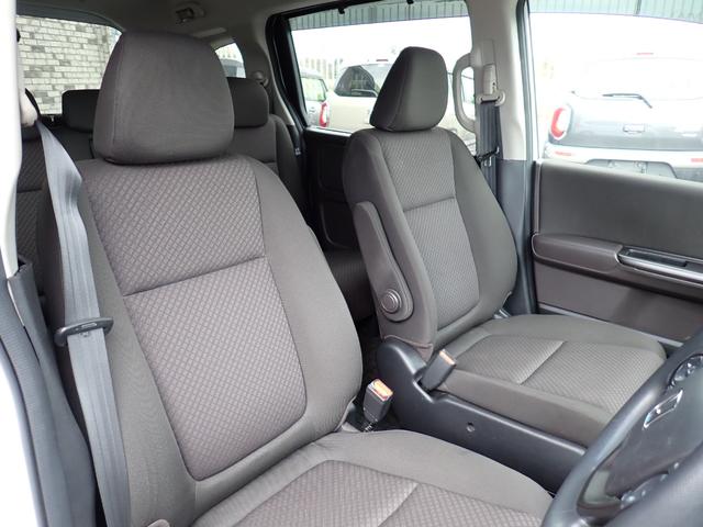 フリード G・ホンダセンシング 後期型 純正メモリーナビ 両側自動ドア ホンダセンシング Cパッケージ フルセグTV Bluetooth Bカメラ ETC スマートキー オートAC クルコン ドアバイザー 7人乗り(13枚目)