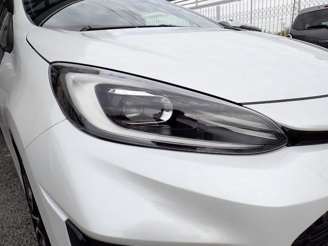 アクア ＧＲスポーツ　純正１０．５型ディスプレイオーディオ　Ｂｌｕｅｔｏｏｔｈ　全方位カメラ　トヨタセーフティーセンス　スマートキー　オートＡＣ　シートヒーター　クルコン　ＬＥＤライト　フォグ　純正アルミ（8枚目）