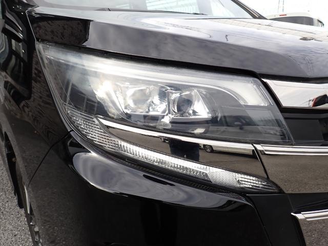 ノア Si ダブルバイビー 後期型 純正9インチメモリーナビTV Bluetooth フリップダウンM ETC 両側自動ドア スマートキー クルコン トヨタセーフティーセンス LEDライト 純正アルミ 7人乗り(8枚目)