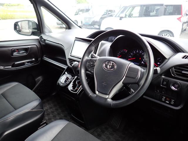 ノア Si ダブルバイビー 後期型 純正9インチメモリーナビTV Bluetooth フリップダウンM ETC 両側自動ドア スマートキー クルコン トヨタセーフティーセンス LEDライト 純正アルミ 7人乗り(12枚目)