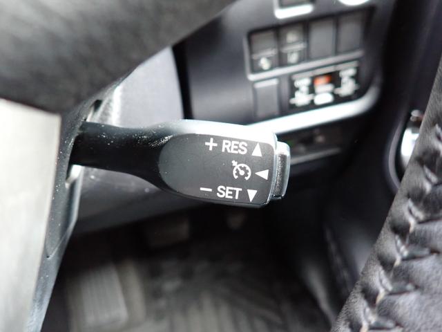 ノア Si ダブルバイビー 後期型 純正9インチメモリーナビTV Bluetooth フリップダウンM ETC 両側自動ドア スマートキー クルコン トヨタセーフティーセンス LEDライト 純正アルミ 7人乗り(24枚目)