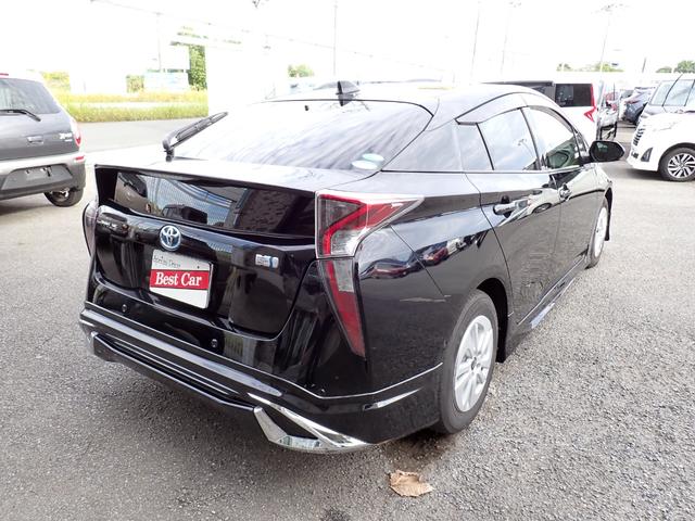 プリウス Ｓセーフティプラス　フルエアロ　純正メモリーナビ　フルセグＴＶ　Ｂｌｕｅｔｏｏｔｈ　Ｂカメラ　ＥＴＣ　スマートキー　オートＡＣ　クルコン　トヨタセーフティーセンス　コーナーセンサー　ＬＥＤライト　純正ＡＷ（5枚目）