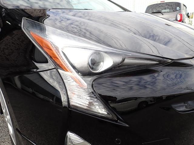 プリウス Ｓセーフティプラス　フルエアロ　純正メモリーナビ　フルセグＴＶ　Ｂｌｕｅｔｏｏｔｈ　Ｂカメラ　ＥＴＣ　スマートキー　オートＡＣ　クルコン　トヨタセーフティーセンス　コーナーセンサー　ＬＥＤライト　純正ＡＷ（8枚目）