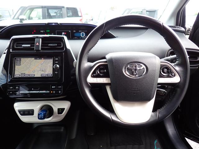 プリウス Ｓセーフティプラス　フルエアロ　純正メモリーナビ　フルセグＴＶ　Ｂｌｕｅｔｏｏｔｈ　Ｂカメラ　ＥＴＣ　スマートキー　オートＡＣ　クルコン　トヨタセーフティーセンス　コーナーセンサー　ＬＥＤライト　純正ＡＷ（16枚目）