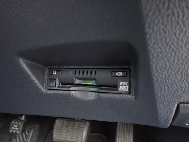 プリウス Ｓセーフティプラス　フルエアロ　純正メモリーナビ　フルセグＴＶ　Ｂｌｕｅｔｏｏｔｈ　Ｂカメラ　ＥＴＣ　スマートキー　オートＡＣ　クルコン　トヨタセーフティーセンス　コーナーセンサー　ＬＥＤライト　純正ＡＷ（19枚目）