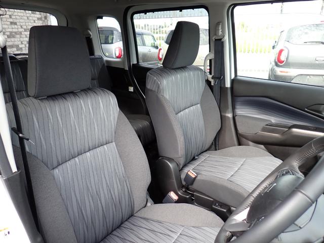 ソリオ ハイブリッドSZ 純正9インチメモリーナビ フルセグTV Bluetooth ETC 両側自動ドア スマートキー オートAC シートヒーター クルコン DカメラBサポート LEDライト フォグ 純正アルミ(13枚目)