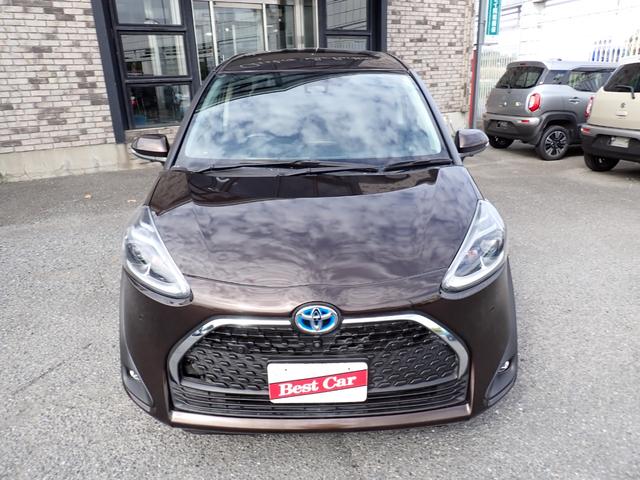 シエンタ ハイブリッド ファンベースG 後期型 純正メモリーナビ フルセグTV Bluetooth 全方位モニター 両側自動ドア スマートキー オートAC コーナーセンサー クルコン トヨタセーフティーセンス フォグ(2枚目)