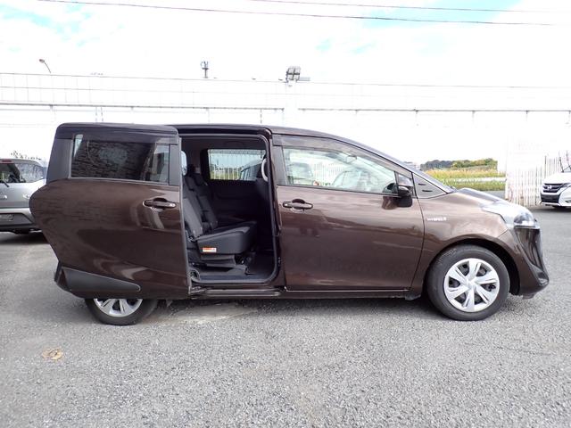 シエンタ ハイブリッド ファンベースG 後期型 純正メモリーナビ フルセグTV Bluetooth 全方位モニター 両側自動ドア スマートキー オートAC コーナーセンサー クルコン トヨタセーフティーセンス フォグ(6枚目)