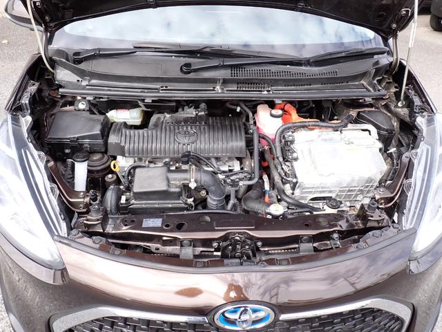 シエンタ ハイブリッド ファンベースG 後期型 純正メモリーナビ フルセグTV Bluetooth 全方位モニター 両側自動ドア スマートキー オートAC コーナーセンサー クルコン トヨタセーフティーセンス フォグ(11枚目)