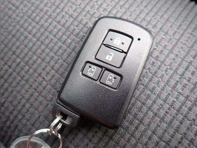 シエンタ ハイブリッド ファンベースG 後期型 純正メモリーナビ フルセグTV Bluetooth 全方位モニター 両側自動ドア スマートキー オートAC コーナーセンサー クルコン トヨタセーフティーセンス フォグ(26枚目)