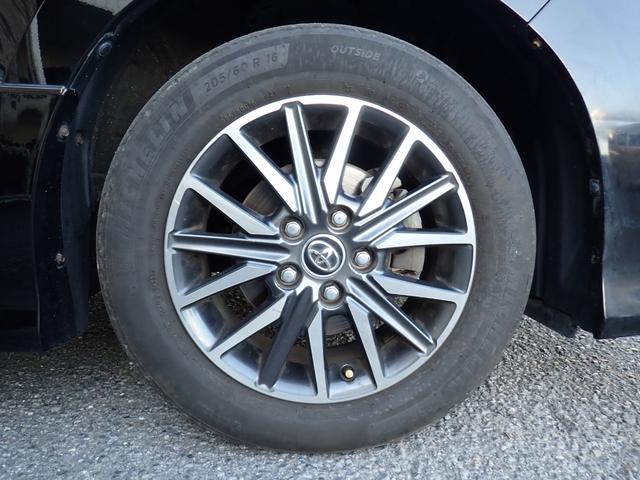 ヴォクシー ＺＳ　煌ＩＩ　アルパイン１１インチナビ　フルセグＴＶ　フリップダウンモニター　Ｂｌｕｅｔｏｏｔｈ　Ｂカメラ　ＥＴＣ　両側自動ドア　スマートキー　クルコン　トヨタセーフティーセンス　ＬＥＤライト　純正アルミ　７人乗り（10枚目）