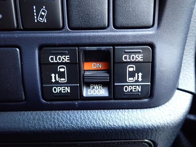 ヴォクシー ＺＳ　煌ＩＩ　アルパイン１１インチナビ　フルセグＴＶ　フリップダウンモニター　Ｂｌｕｅｔｏｏｔｈ　Ｂカメラ　ＥＴＣ　両側自動ドア　スマートキー　クルコン　トヨタセーフティーセンス　ＬＥＤライト　純正アルミ　７人乗り（22枚目）