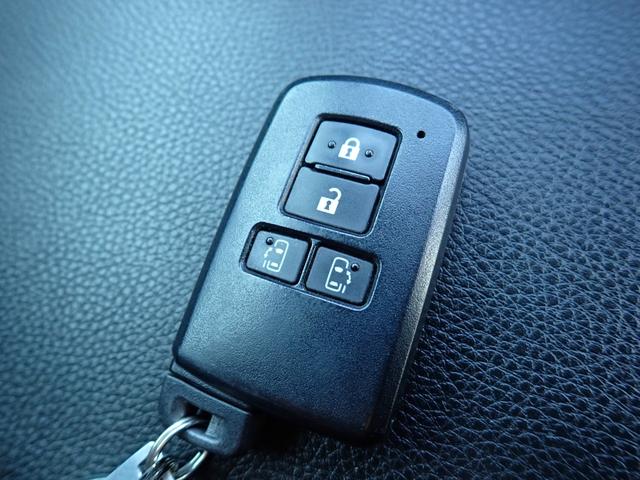 ヴォクシー ＺＳ　煌ＩＩ　アルパイン１１インチナビ　フルセグＴＶ　フリップダウンモニター　Ｂｌｕｅｔｏｏｔｈ　Ｂカメラ　ＥＴＣ　両側自動ドア　スマートキー　クルコン　トヨタセーフティーセンス　ＬＥＤライト　純正アルミ　７人乗り（28枚目）