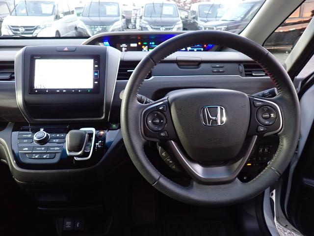 フリードハイブリッド ハイブリッド・Gホンダセンシング 後期型 純正メモリーナビTV Bluetooth ETC 両側自動ドア S・Cパッケージ スマートキー シートヒーター クルコン ホンダセンシング LEDライト 純正アルミ 6人乗り(15枚目)