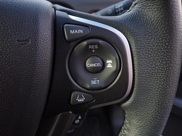 フリードハイブリッド ハイブリッド・Gホンダセンシング 後期型 純正メモリーナビTV Bluetooth ETC 両側自動ドア S・Cパッケージ スマートキー シートヒーター クルコン ホンダセンシング LEDライト 純正アルミ 6人乗り(18枚目)