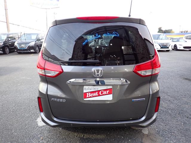フリードハイブリッド ハイブリッド・Ｇホンダセンシング　後期型　純正メモリーナビＴＶ　Ｂｌｕｅｔｏｏｔｈ　ＥＴＣ　両側自動ドア　Ｓ・Ｃパッケージ　スマートキー　オートＡＣ　シートヒーター　ホンダセンシング　ＬＥＤライト　純正アルミ　６人乗り（4枚目）