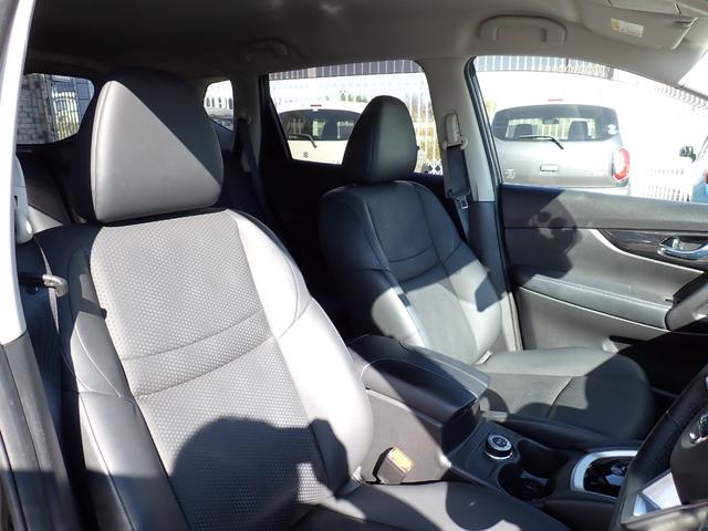 エクストレイル ２０Ｘｉ　後期型　４ＷＤ　ワンオーナー　社外メモリーナビＴＶ　Ｂｌｕｅｔｏｏｔｈ　インテリキー　オートＡＣ　クルコン　プロパイロット　パワーバックドア　ＬＥＤライト　フォグ　純正アルミ　ドアバイザー（13枚目）