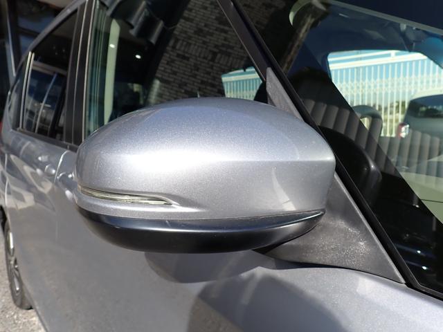 フリード Ｇ・ホンダセンシング　後期型　純正メモリーナビ　フルセグＴＶ　Ｂｌｕｅｔｏｏｔｈ　ＥＴＣ　両側自動ドア　ホンダセンシング　バックカメラ　Ｓ・Ｃパッケージ　スマートキー　ＬＥＤライト　フォグライト　純正アルミ　７人乗り（9枚目）