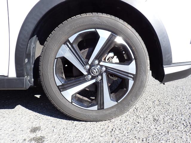 ライズ Ｚ　社外メモリーナビＴＶ　Ｂｌｕｅｔｏｏｔｈ　全方位カメラ　スマートキー　オートエアコン　レーダークルーズコントロール　スマートアシスト　コーナーセンサー　ＬＥＤライト　フォグ　純正アルミ（9枚目）