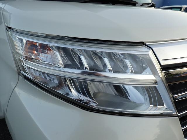 ルーミー カスタムG-T 純正9インチメモリーナビ フルセグTV Bluetooth Bカメラ 両側自動ドア スマートキー オートAC クルコン シートヒーター スマートアシストIII LEDライト フォグ 純正アルミ(8枚目)