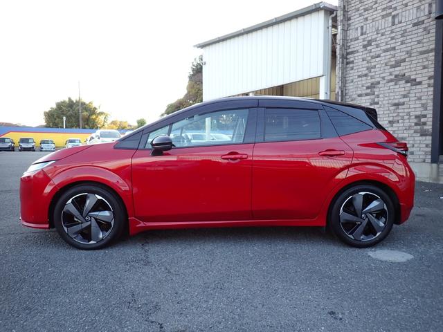 オーラ Ｇ　レザーエディション　純正９インチメモリーナビ　プロパイロット　ＢＯＳＥサウンド　Ｂｌｕｅｔｏｏｔｈ　インテリキー　オートＡＣ　エマージェンシーブレーキ　レザーシート　ＬＥＤライト　純正アルミ（6枚目）