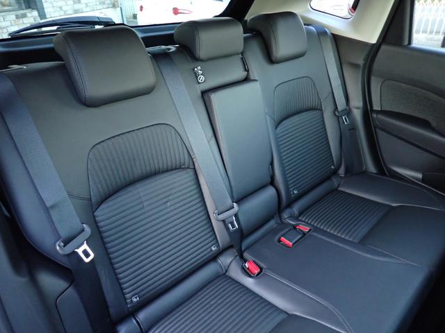 オーラ Ｇ　レザーエディション　純正９インチメモリーナビ　プロパイロット　ＢＯＳＥサウンド　Ｂｌｕｅｔｏｏｔｈ　インテリキー　オートＡＣ　エマージェンシーブレーキ　レザーシート　ＬＥＤライト　純正アルミ（14枚目）