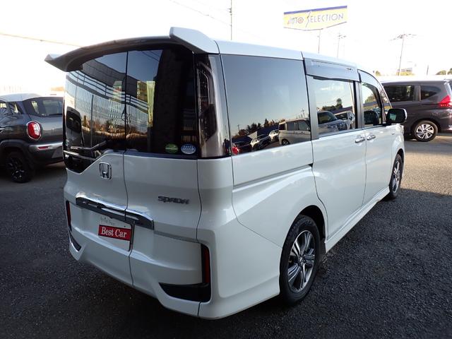 ステップワゴンスパーダ スパーダハイブリッド　Ｇ・ＥＸ　ホンダセンシング　純正９インチメモリーナビＴＶ　フリップダウンモニター　両側自動ドア　Ｂｌｕｅｔｏｏｔｈ　Ｂカメラ　ＥＴＣ　スマートキー　クルコン　ホンダセンシング　ＬＥＤライト　純正アルミ　７人乗り（5枚目）